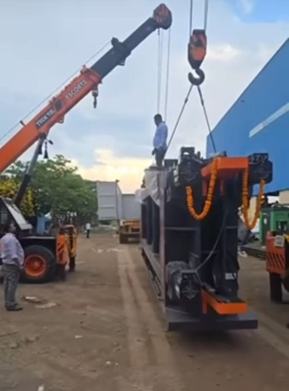 Blog perusahaan terbaru tentang Mesin Gabion Mesh CNC Terbaru Berhasil Dioperasikan di India