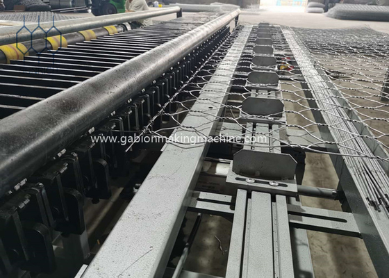 Beli Mesin Pembungkus Tepi Kotak Gabion 80x100mm Untuk Putaran Ganda Dengan Gear Box Tugas Berat pembuatan online