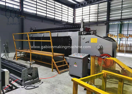 Beli Dapat diandalkan 110x130mm Ukuran Gabion Mesh Mesin Untuk Proyek Konstruksi pembuatan online