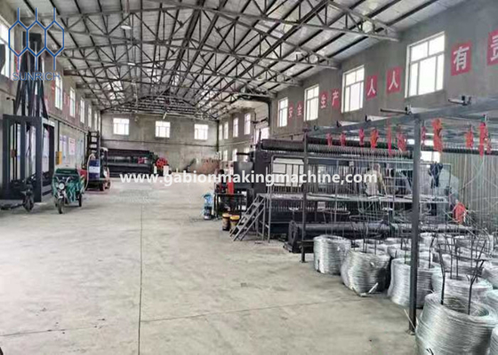Beli 4.0mm 110x135mm Gabion Mesh Mesin PLC Servo Motor Control System pembuatan online