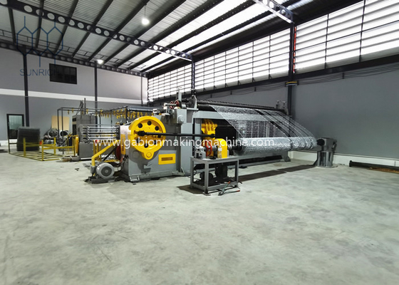 Galvanized Steel Wire Gabion Box Machine Kekuatan Tarikan Tinggi Wire Diameter 2.0mm-4.0mm