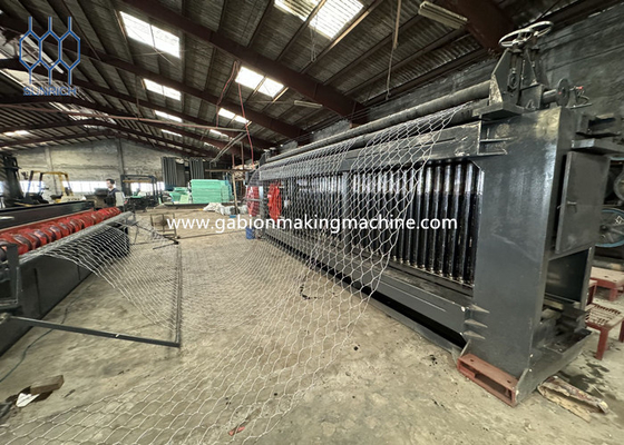 30KW Galvanized Wire Heavy Duty Gabion Mesin Tenun